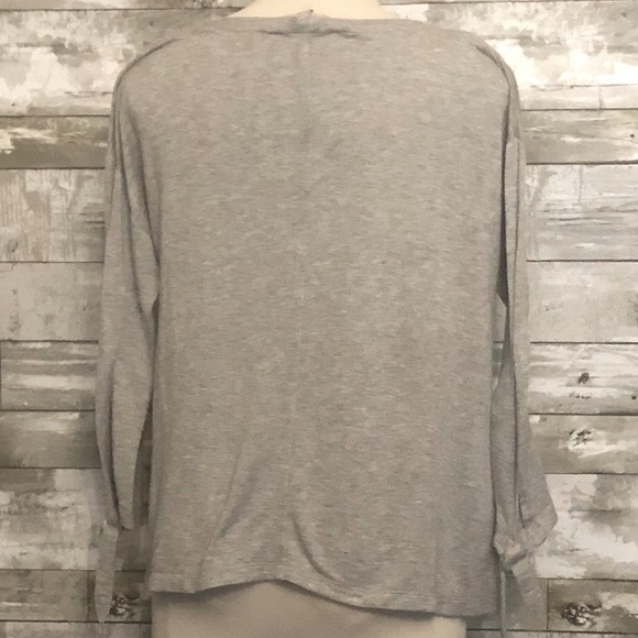 🟢 (2/$5) Sz S Ann Taylor LOFT Comfy Grey Tee Shirt - Picture 2 of 5